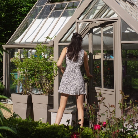 REFORMATION NWOT Rilynn dress - Picture 3 of 9